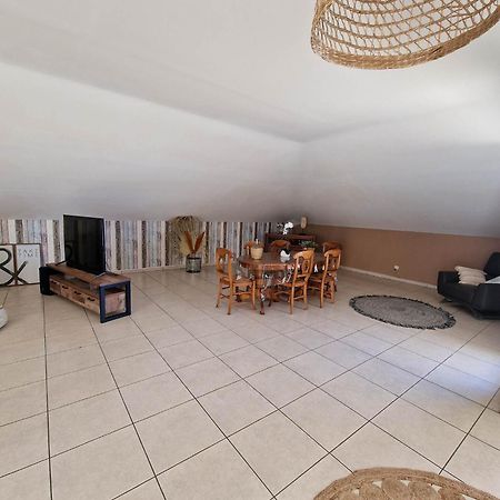 Appartement Villa Sur Le Toit, Vue Mer Saint-Gilles-les-Bains Buitenkant foto