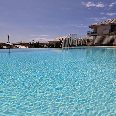 Appartement Villa Sur Le Toit, Vue Mer Saint-Gilles-les-Bains Buitenkant foto