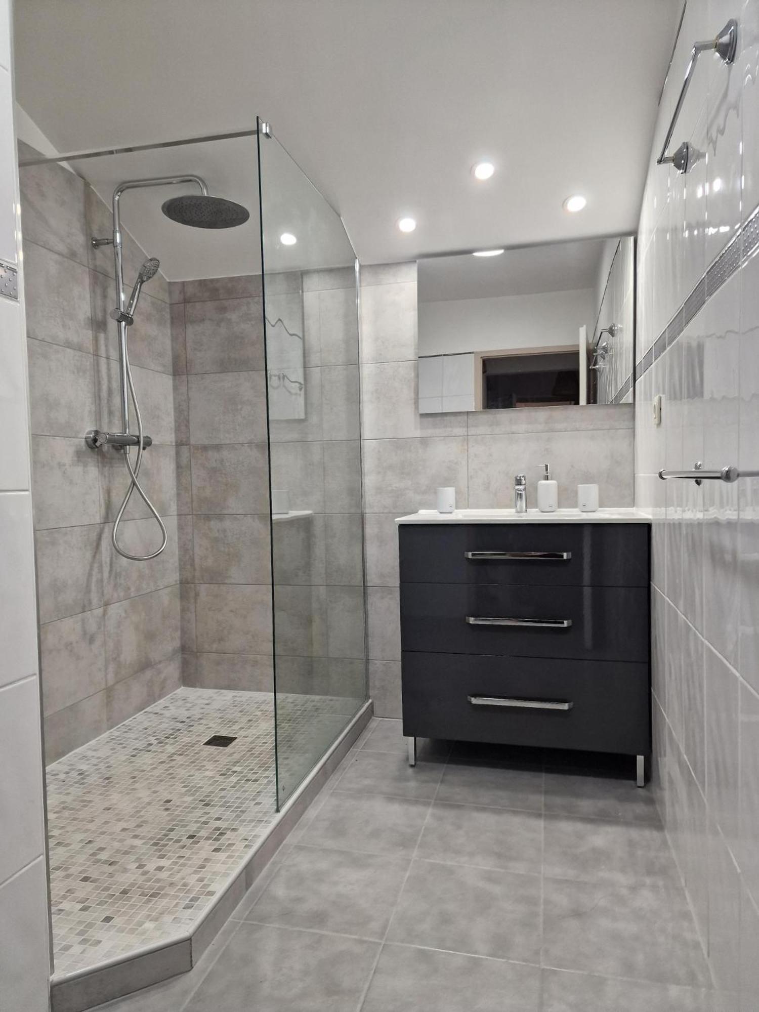 Appartement Villa Sur Le Toit, Vue Mer Saint-Gilles-les-Bains Buitenkant foto