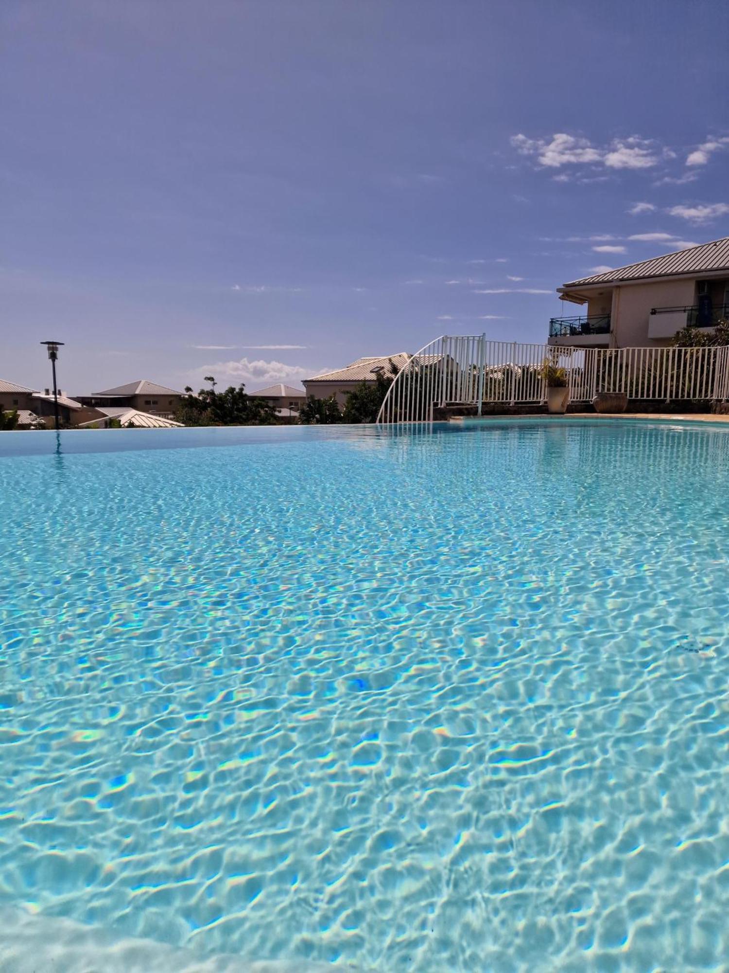 Appartement Villa Sur Le Toit, Vue Mer Saint-Gilles-les-Bains Buitenkant foto