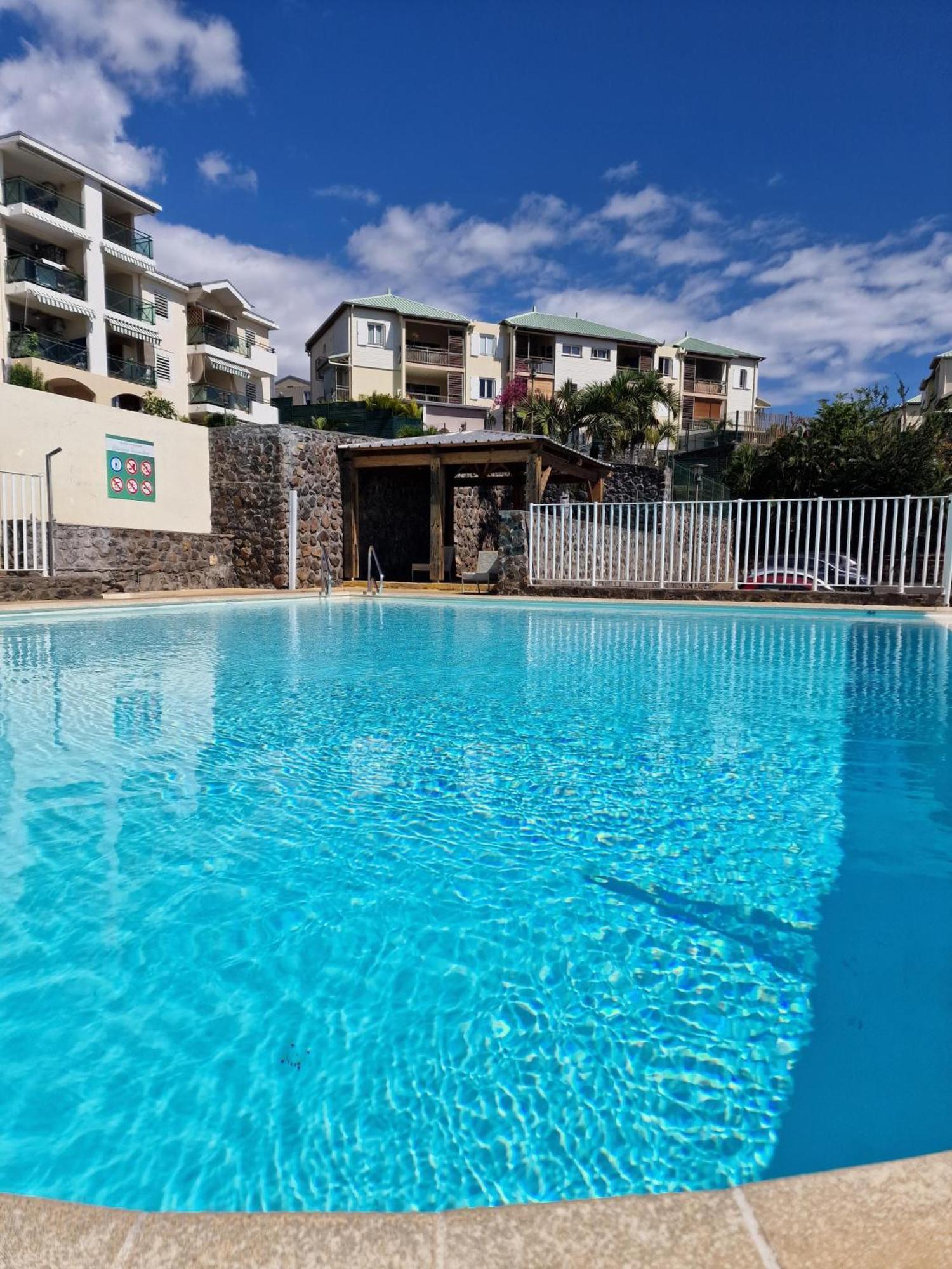 Appartement Villa Sur Le Toit, Vue Mer Saint-Gilles-les-Bains Buitenkant foto